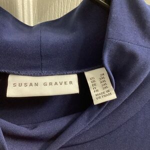 Susan Graver Navy Top
